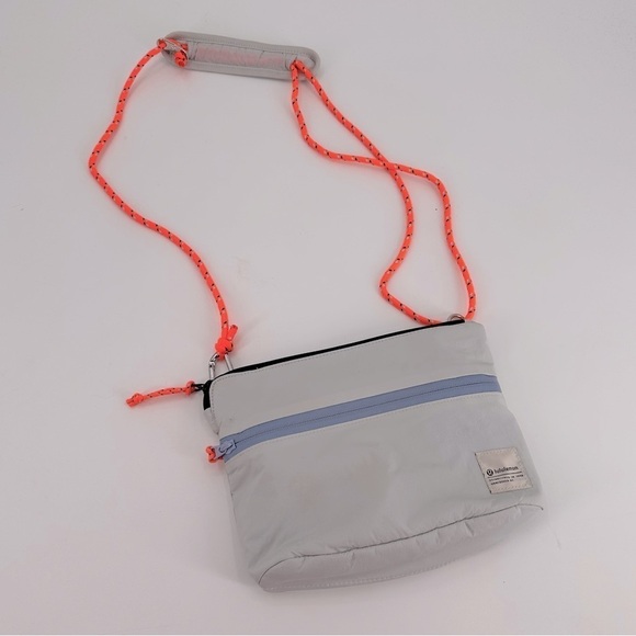 Lululemon Patch Logo Nylon Crossbody Bag - Picture 1 of 6